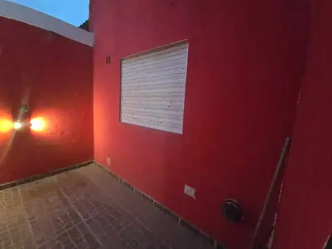 Depto Tipo Casa en Venta 14 años