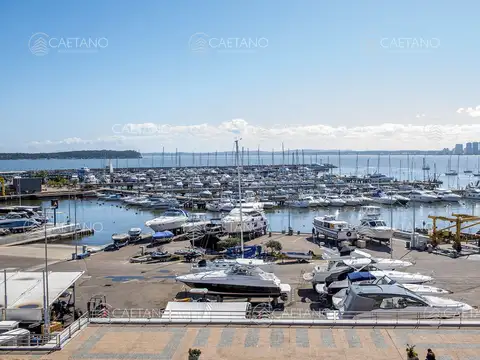 Venta apartamento 3 dormitorios. Puerto, Punta del Este.
