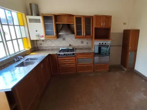 Depto Tipo Casa en Alquiler de 3 dormitorios