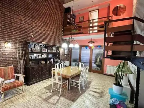 Chalet 5 ambientes con quincho