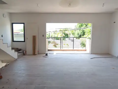 Casa 4 ambientes con 1 baño