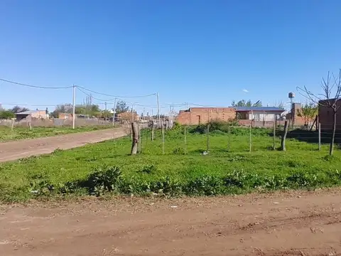 Terreno en Posta de Yatasto y Rio Negro.