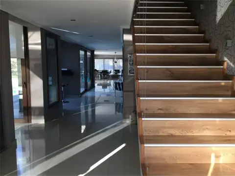 Casa en Venta al Este