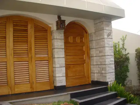 Casa en Venta en Lanus Oeste, USD 450.000