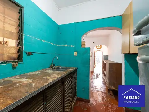 Casa 5 ambientes con 3 baños