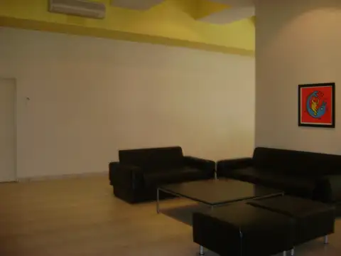 Clay al 2800 -   Las Cañitas