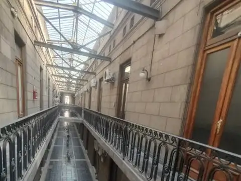 Oficina en Venta 55 años