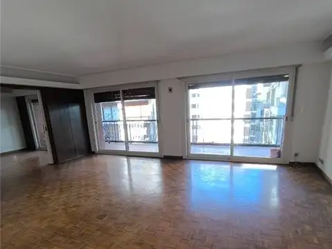 3 DE FEBRERO 2000, Piso 4