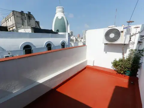 Oficina en  Tribunales, duplex 5 despachos, 2 patios.