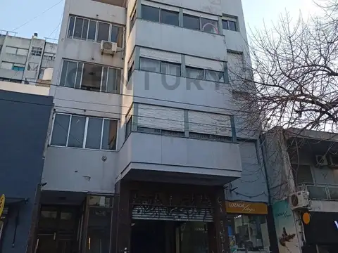 9 e/ 48 y 49 800, Piso 0