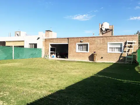 Casa en Venta con 1 cochera
