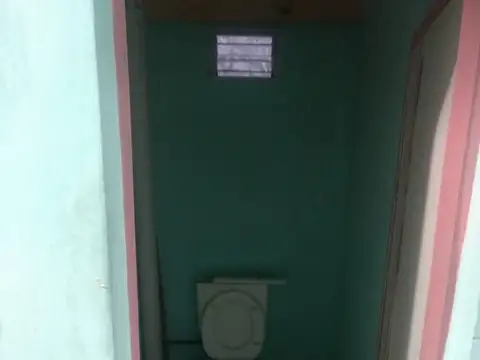 Local tipo Galpon Ideal Supermercado o deposito, buen estado