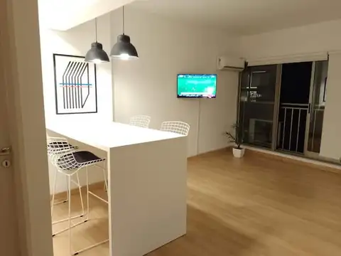 Monoambiente Studio Amplio Y Luminoso - Centro.