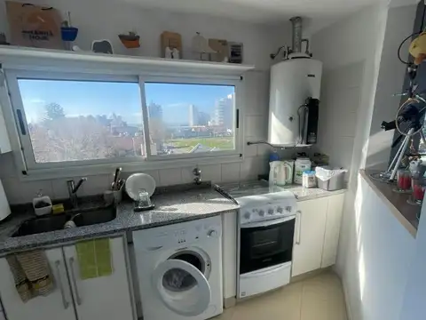 Departamento en Venta en Parque Luro, USD 150.000