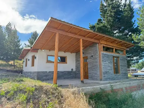 Casa a estrenar Barrio Alto Epuyén