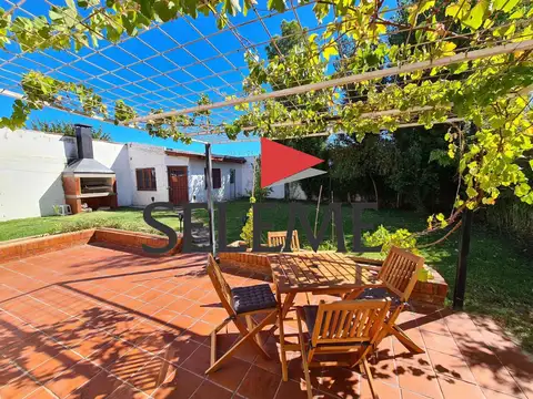 Casa 4 ambientes con 3 baños