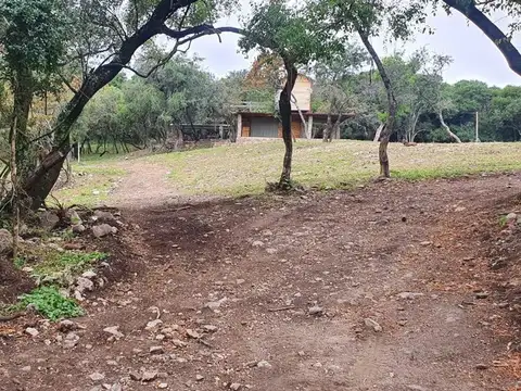 VENTA CAMPO + 2 CASAS UNQUILLO CORRALES Y HUERTA