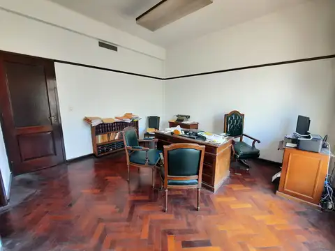 Oficina Monoambiente con 2 baños