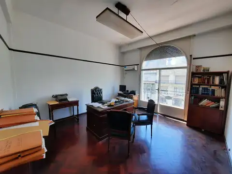 Roque Saenz Peña 800