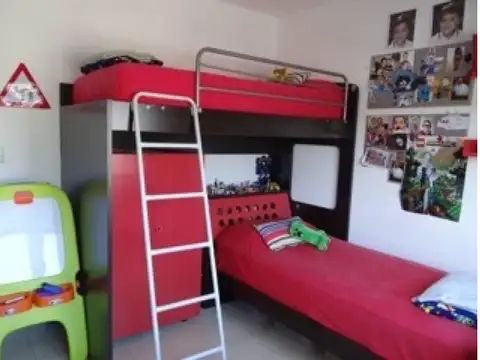 Departamento 4 ambientes con 2 baños