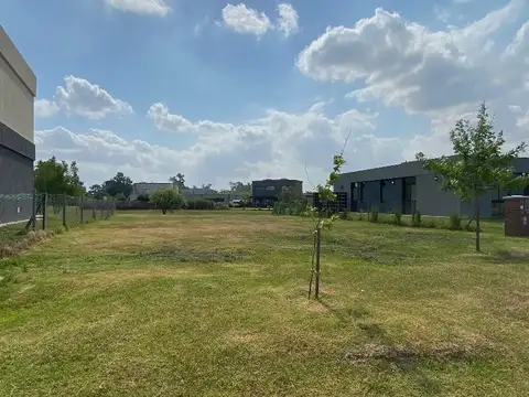 Terreno en Venta en Pilar del Este - Santa Lucia, USD 45.000