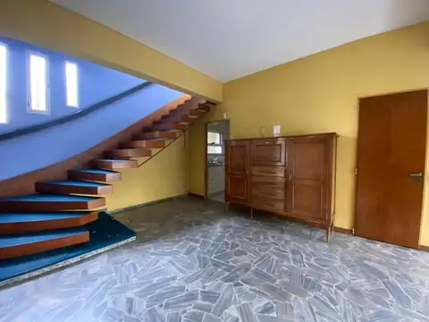 Venta Casa 4 amb multifamiliar Castelar