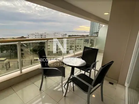 Departamento en Venta en Playa Mansa, USD 535.000