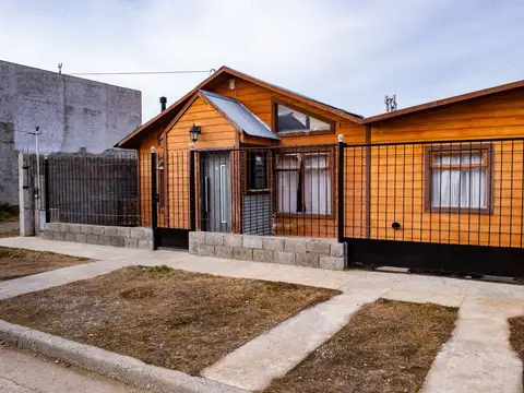 VENTA DE CASA B° VAPOR AMADEO, RIO GRANDE