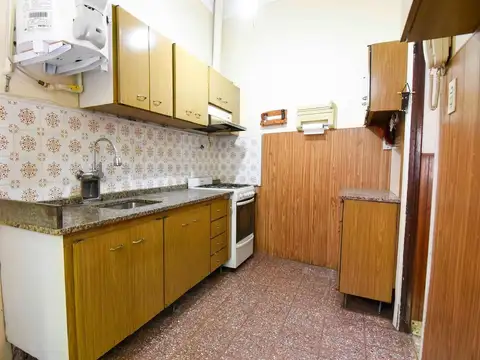 Casa 4 ambientes con 1 baño