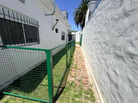 Depto Tipo Casa en Alquiler de 2 ambientes