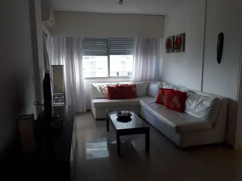 ROOSEVELT 1100, Piso 4