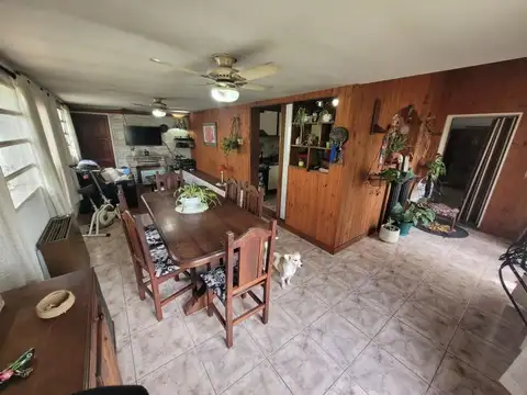 Casa en Venta en Barrio Parque Field, USD 80.000