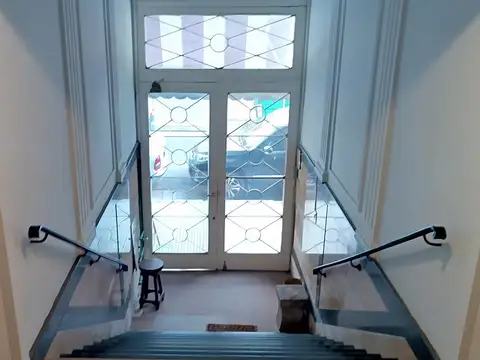 Depto Tipo Casa en Venta de 6 ambientes