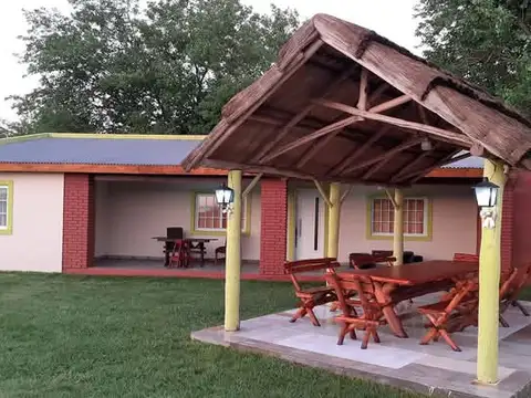 Quinta en Venta con 1 cochera