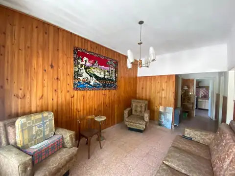 Casa en Venta en Lujan, USD 98.000