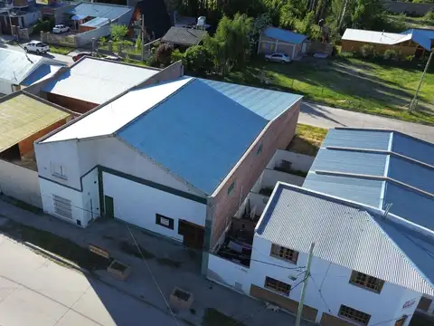 Galpon en Venta 28  mts Frente