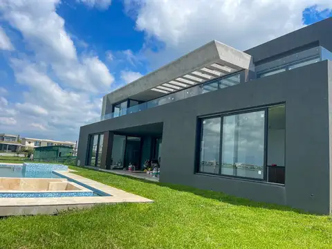 Casa  en Venta ubicado en Marinas, Puertos, Escobar