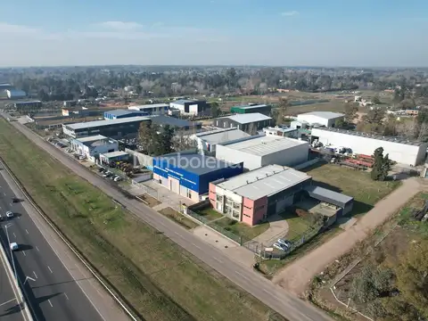 Galpon en Venta en Francisco Alvarez, USD 1.100.000