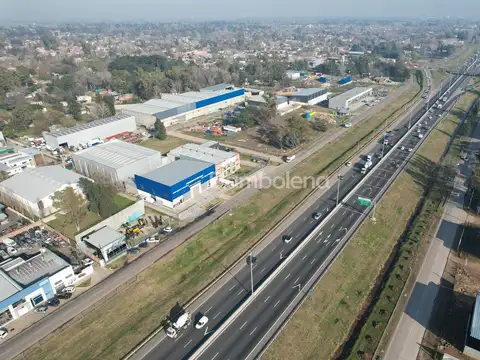 Colectora Sur Acceso Oeste 13600