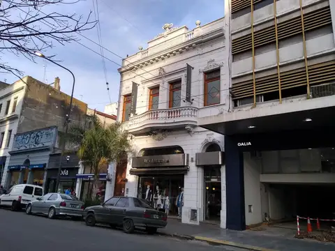 Cochera en venta en La Plata