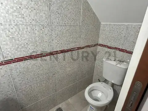 Casa 4 ambientes con 1 baño