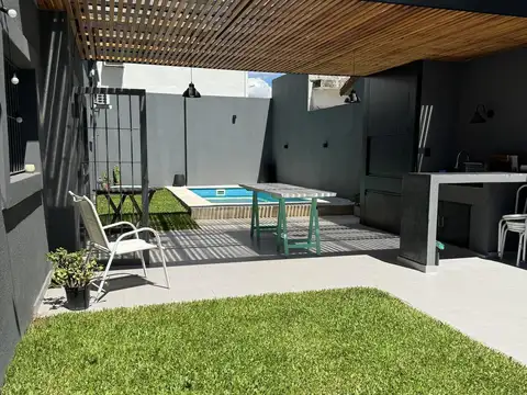 Casa en  Venta 4 Ambientes en Boulogne, San Isidro