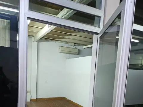 ALQUILER - LOCAL COMERCIAL Y AMPLIO  DEPOSITO sobre Ruta 33 PEREZ