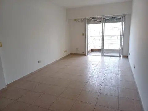 Leandro Nicéforo Alem 800