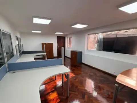 Galpón de 1100mts. en alquiler en Ciudad Evita