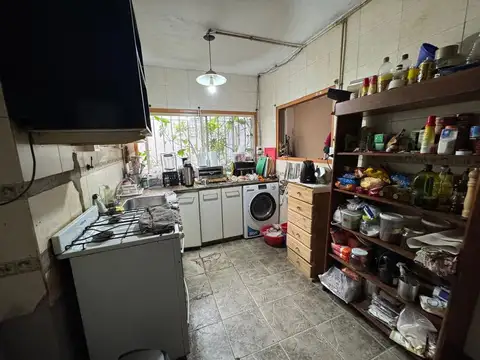 Depto Tipo Casa 3 ambientes con 2 baños