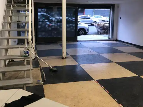 Local en Venta 30 años