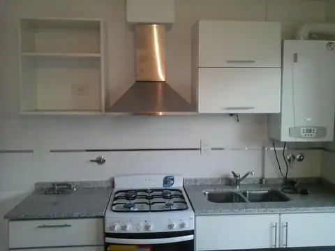 Departamento en Alquiler en Castelar Sur, $ 590.000