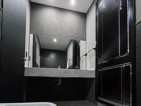 Casa 4 ambientes con 3 baños