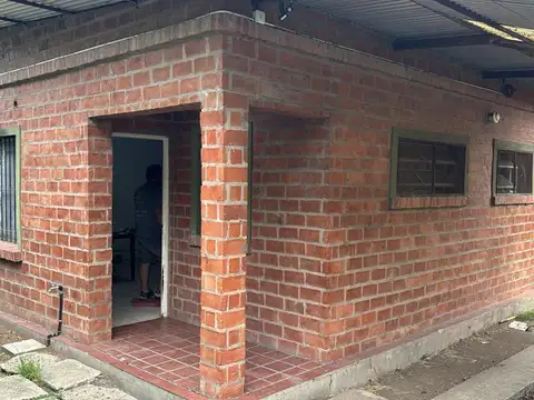 Negocio especial en venta en Benavidez 2 Lotes 4 Viviendas